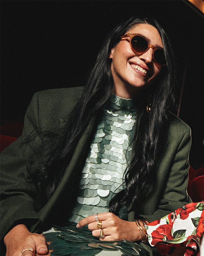 VELVETCLUBSUN #DGolden Glow