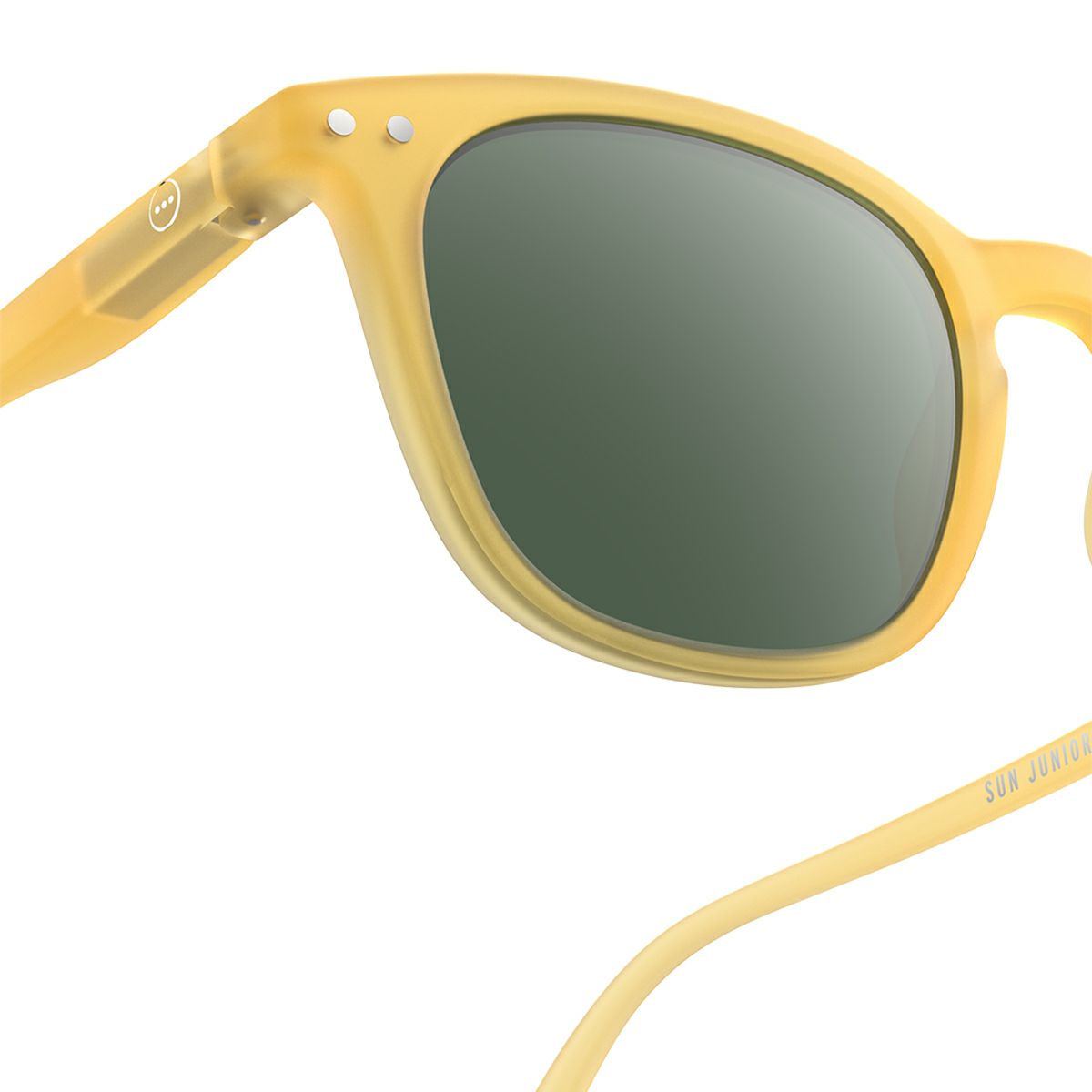 JUNIOR SUN＃eyellow honey(green lenses)