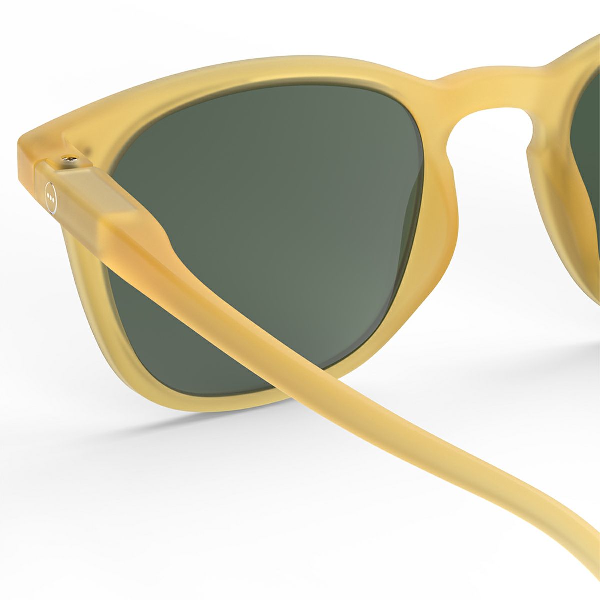 JUNIOR SUN＃eyellow honey(green lenses)