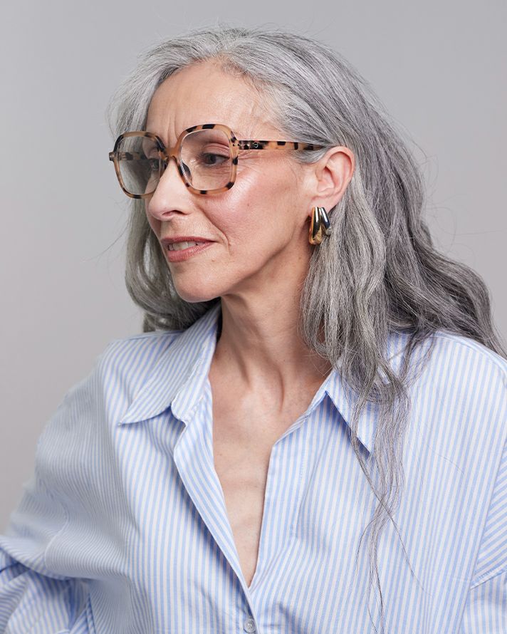 READING #OFFICELight Tortoise