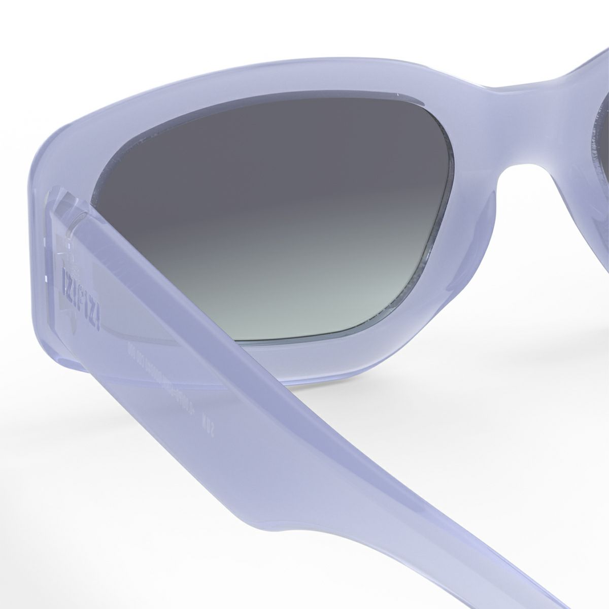 【オンライン限定商品】CRUSHSunglassesSKYLINE BLUE